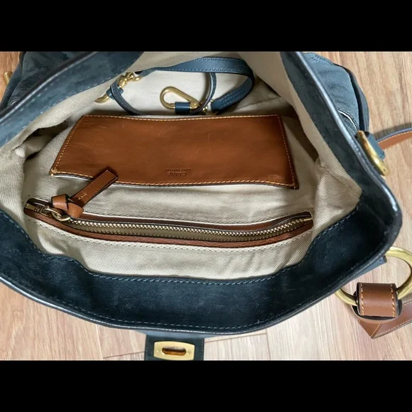 Beautiful Navy Blue Suede Chloe Alexa Bag - EUC ☀️♥️ Host Pick! Iconic bag! - Picture 3 of 8